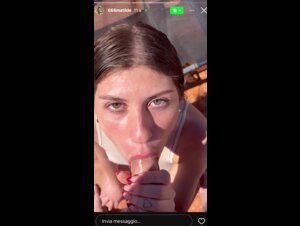 Matilde spompina un fan nelle storie instagram